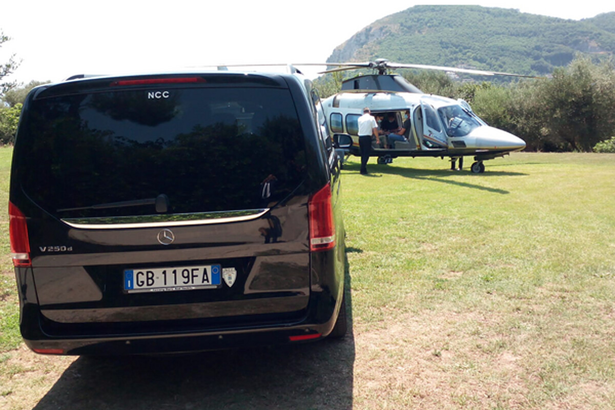Mercedes V-Class helicopter transfer